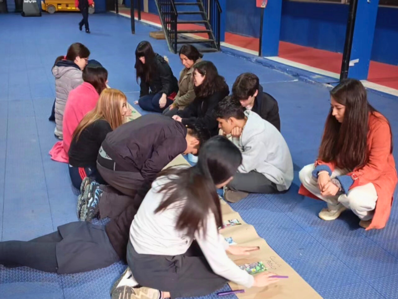 Educadores/as del Colegio Piaget comentan la experiencia “La Raíz del&nbsp;Poema”